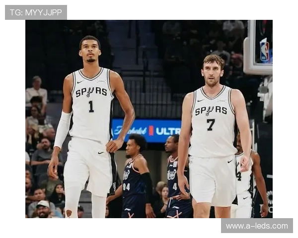 马刺狂胜76人 文班全能表现引领大胜